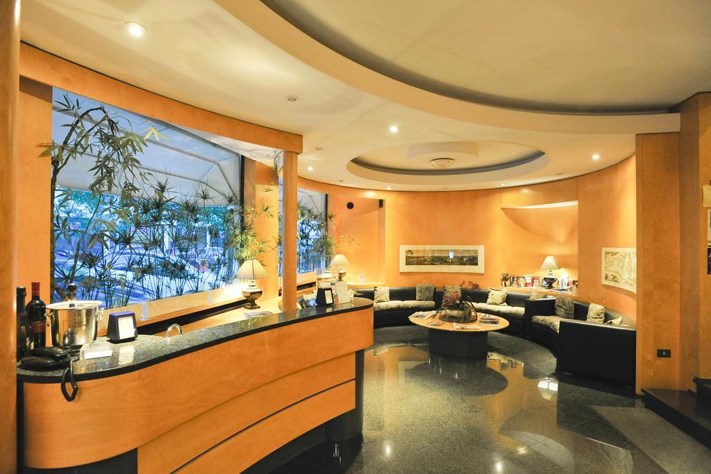 Hotel Gerber Рим Екстериор снимка