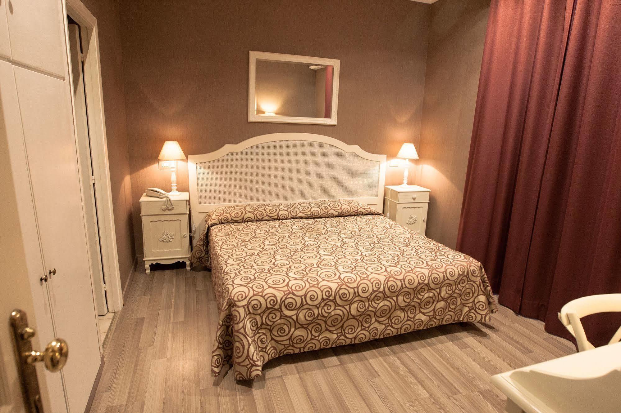 Hotel Gerber Рим Екстериор снимка