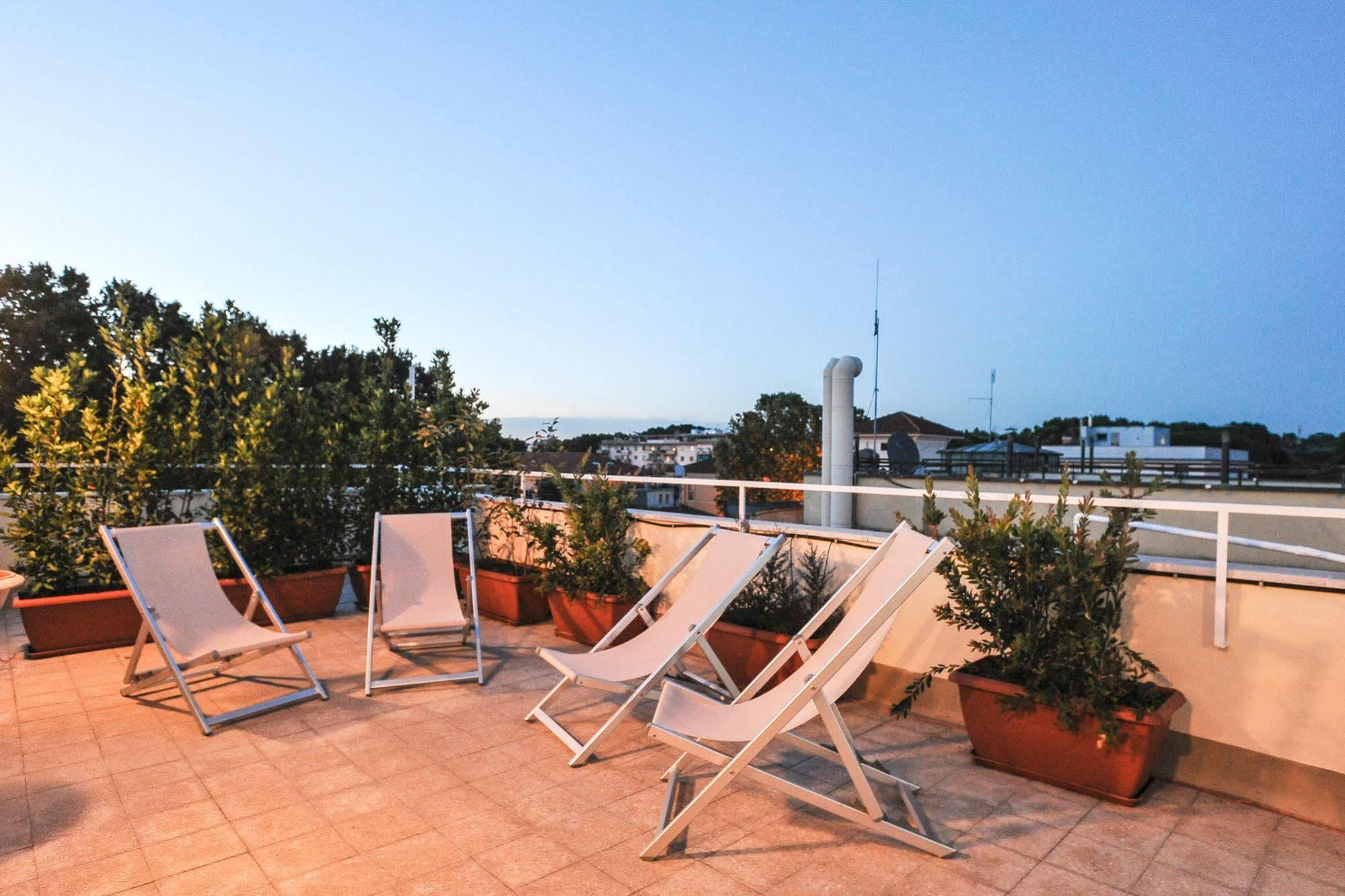 Hotel Gerber Рим Екстериор снимка
