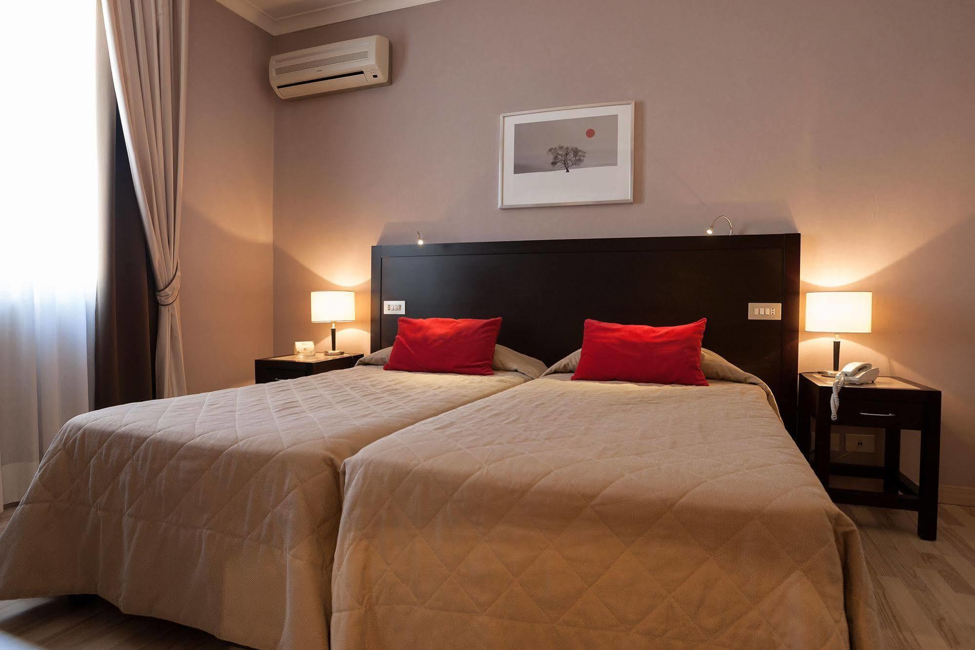Hotel Gerber Рим Екстериор снимка