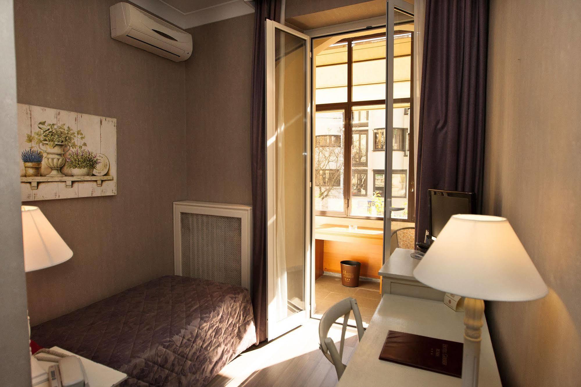 Hotel Gerber Рим Екстериор снимка