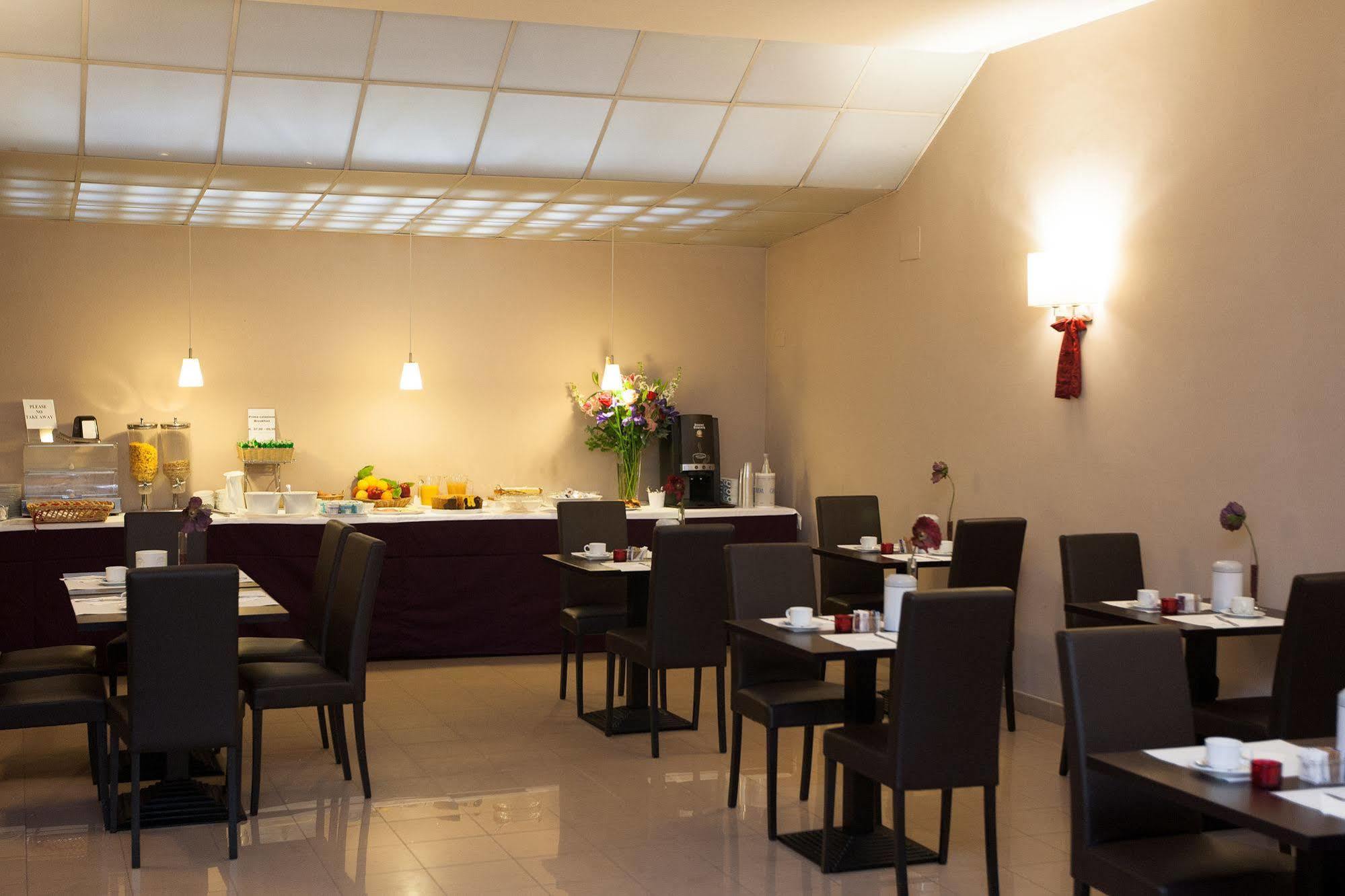Hotel Gerber Рим Екстериор снимка
